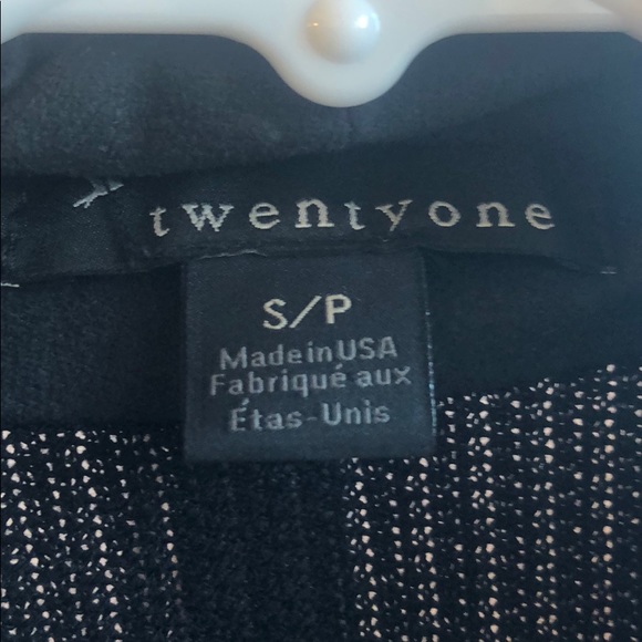 Clothes - Picture 2 of 3